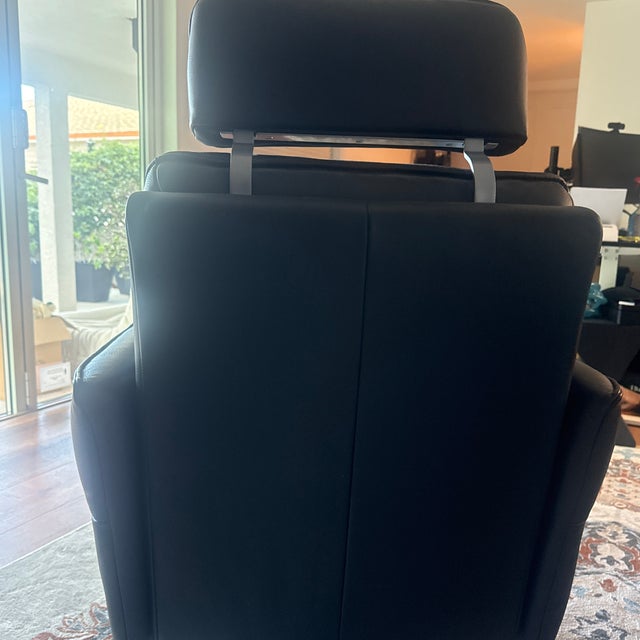 Animal Skin Himolla German Leather Recliner + Ottoman – Luxury Seating For Sale - Image 7 of 7