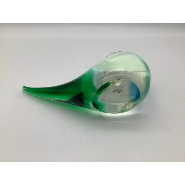 Mid-Century Modern MCM Art Glass Bird Figurine Lorraine Glass Paperweight Made in Canada For Sale - Image 3 of 9