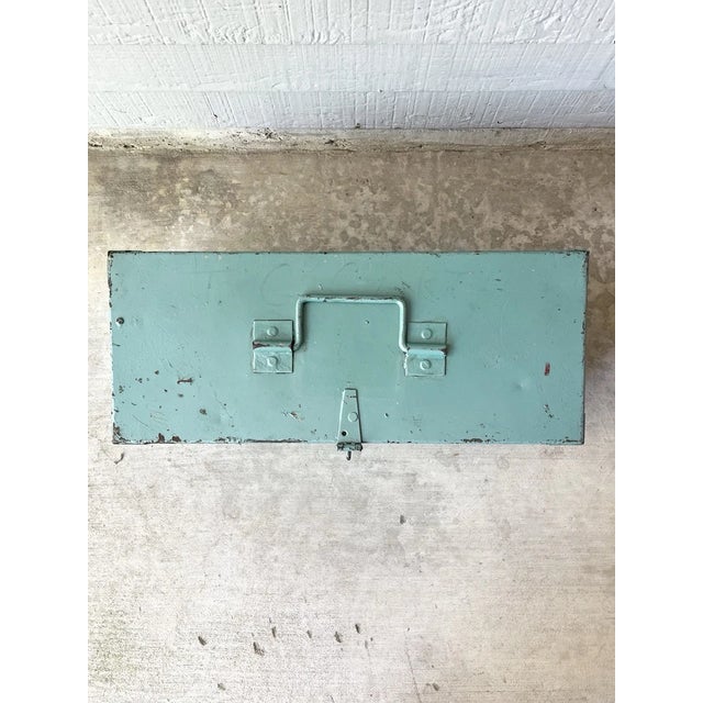 Mid-Century Modern 1950s Vintage Large & Heavy Teal Turquoise Green-Blue Metal Tool Chest Décor For Sale - Image 3 of 12