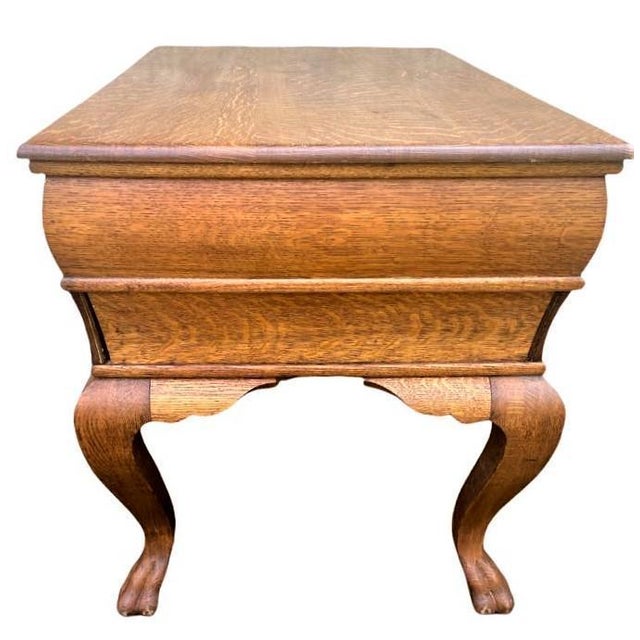 Traditional Edwardian Antique Quarter Sawn Oak Desk or Library Table - Early 20th Century For Sale - Image 3 of 8