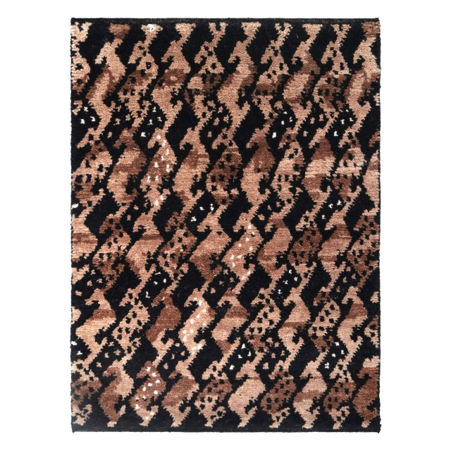 2020s Rug & Kilim’s Contemporary Rug With Geometric Abstraction in Brown & Black For Sale - Image 5 of 7