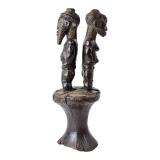 Early 20th Century Bene Lulua Divination Double Figure on Custom Base For Sale