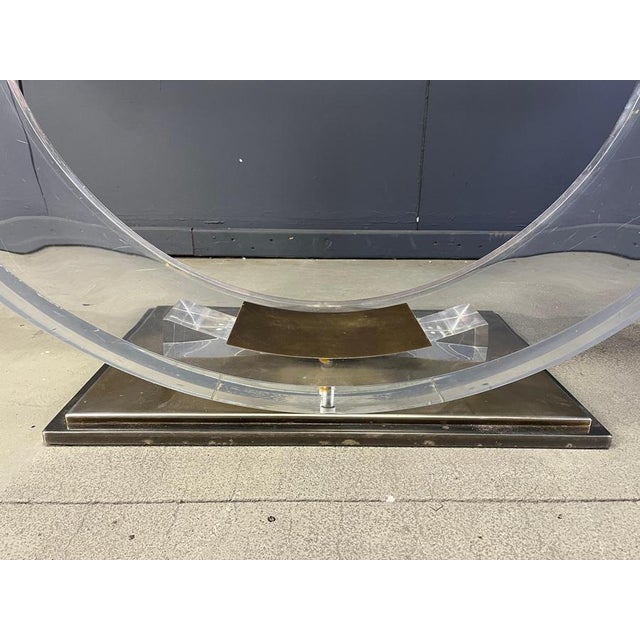 Vintage Acrylic Glass and Brass Dining Table, 1970s For Sale - Image 11 of 13