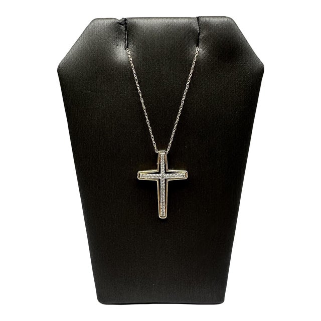 Diamond Cross Necklace in 10kt Yellow Gold – 0.12ctw, 18in, New For Sale