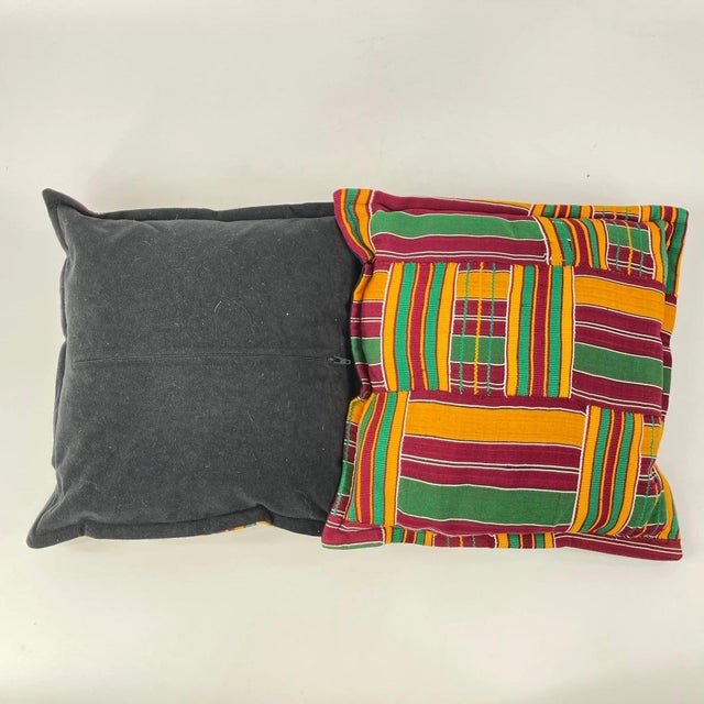 Early 20th Century Early 20th Century Pair of Kente Cloth Throw Pillows Ghana For Sale - Image 5 of 9