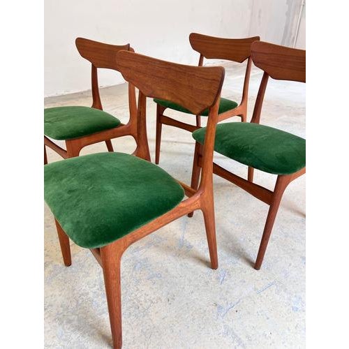 Chairs in Teak by Schiønning & Elgaard for Randers Møbelfabrik, Set of 4 For Sale - Image 6 of 11