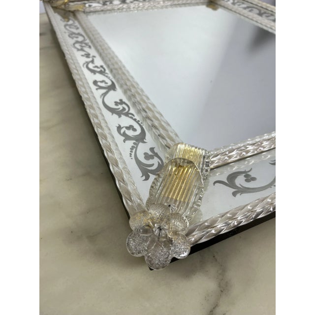 1960s Mid-Century Venetian Wall Mirror in Murano Glass, 1960s For Sale - Image 5 of 10