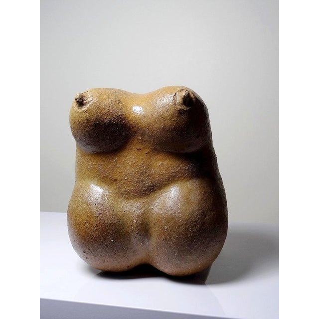 1990s Large Sculptural Venus in Sandstone, 1990s For Sale - Image 5 of 16
