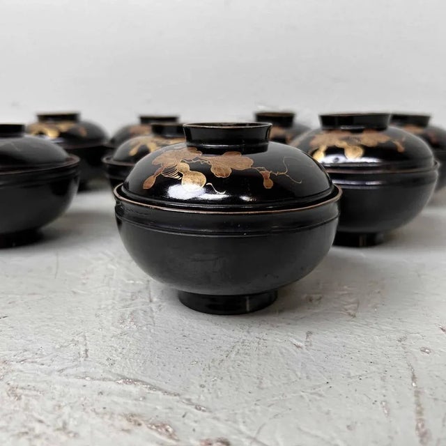 Black Urushi Maki-E Lidded Rice Bowls, Japan, 1920s, Set of 9 For Sale - Image 8 of 10