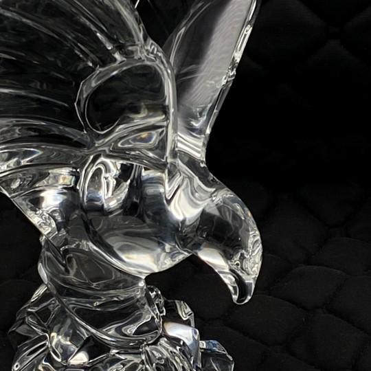 Val St Lambert Crystal Eagle Sculpture / Figurine (Large 9.5-inch, 4lbs) Signed DeSousa For Sale - Image 4 of 18