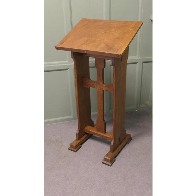 Arts and Crafts Golden Oak Podium, Restaurant Reception Greeter This piece is the beautiful colour of Golden Oak, it is an...