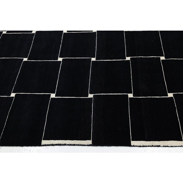 Contemporary Graphic Basketweave Black and Cream Wool Rug Modernist Grid 8x10 For Sale - Image 10 of 12