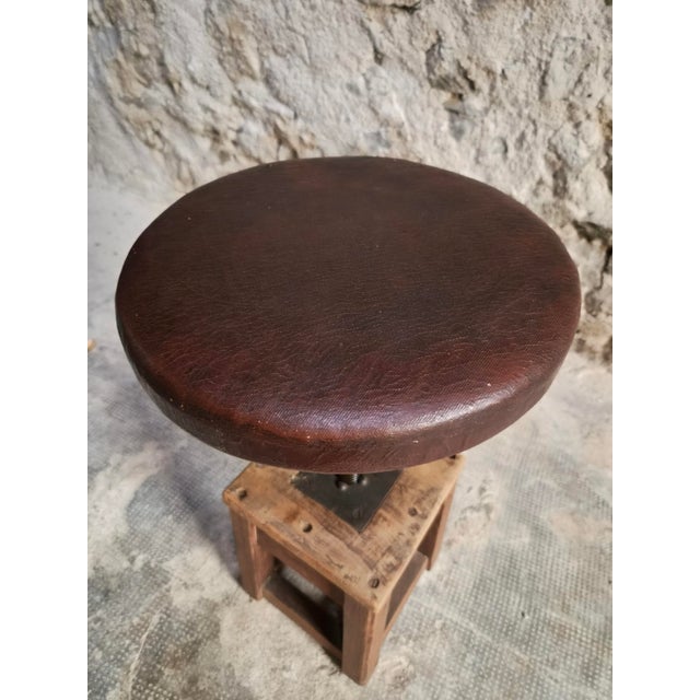 Antique Industrial French Adjustable Oak Workshop Stool, 1930s For Sale - Image 4 of 18