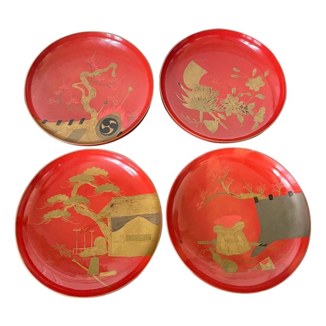 Set of Four Japanese Maki-e Lacquered Pedestal Dishes For Sale