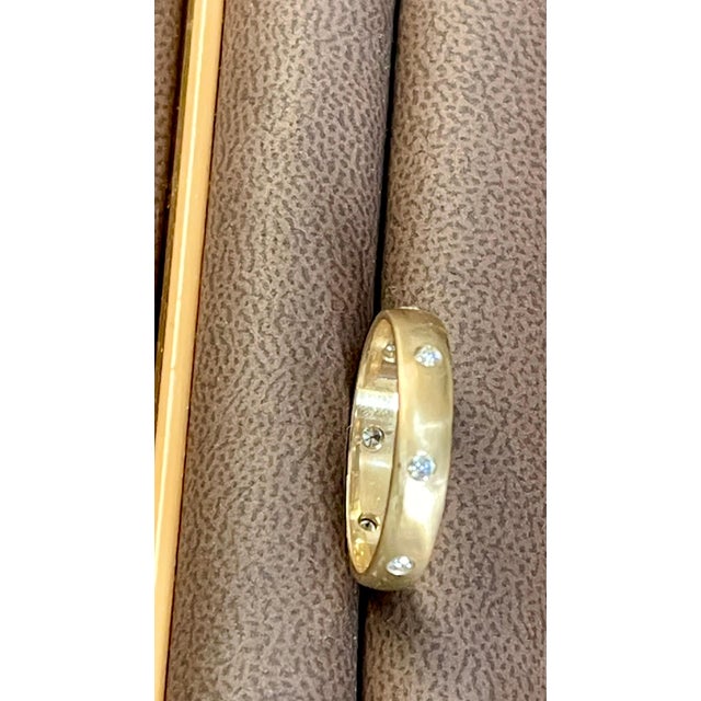 8 Flush Set Bezel Diamond Eternity Wedding Band in 14 Karat Yellow Gold For Sale - Image 14 of 18