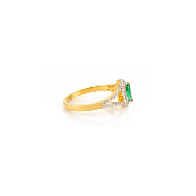 Not Yet Made - Made To Order 18k Yellow Gold Emerald Split Diamond Ring Size 6 For Sale - Image 5 of 11