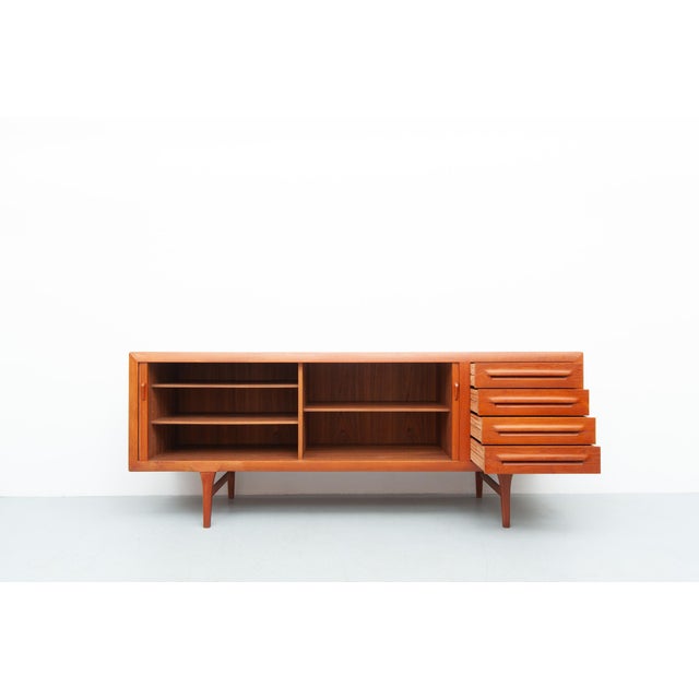 Teak Sideboard by Ib Kofod-Larsen for Faarup Møbelfabrik, 1960s For Sale - Image 4 of 14
