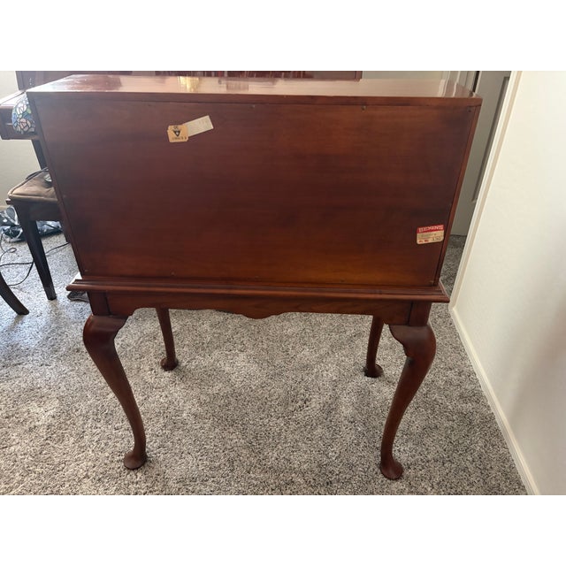 1960s 1960s Henkel Harris Wild Cherry Lady Astor Writing Desk For Sale - Image 5 of 17