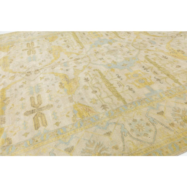 11x21 Modern Oushak Style Wool Rug in Soft Cream, Ochre Gold & Soft Blue For Sale - Image 4 of 12