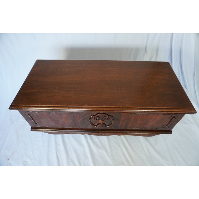 1950s Vintage Cedar Lined Hope Chest | Solid Cedar Blanket Chest | Storage Trunk For Sale - Image 5 of 10
