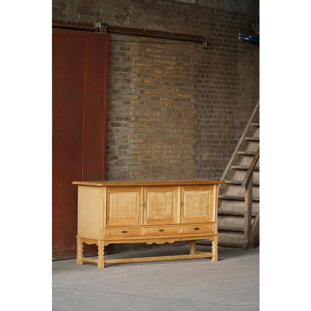 Mid-Century Danish Brutalist Sideboard in Oak attributed to Henning Kjærnulf, 1960s For Sale - Image 4 of 11