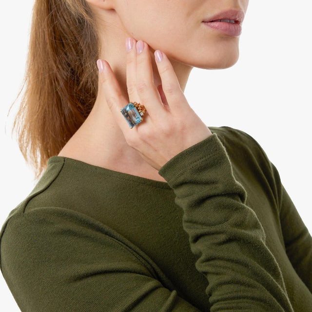 Mid 20th Century Mid 20th Century Retro 20.80 Carat Aquamarine Diamond 14k Yellow Gold Cocktail Ring, Size 7 For Sale - Image 5 of 6