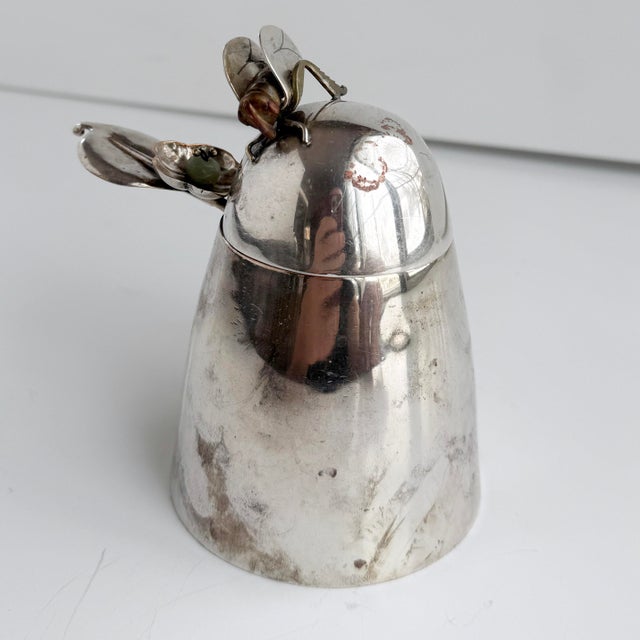 Mid-Century Modern Los Castillo Taxco Mexican Silver Plate Honey Pot With Bee and Floral Spoon For Sale - Image 3 of 10