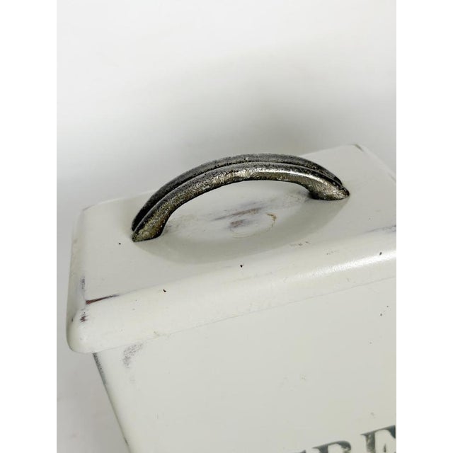 White Wooden and Metal Kitchen Canisters, France, 1950s, Set of 3 For Sale - Image 4 of 9