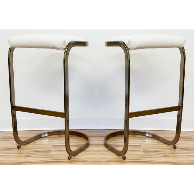 Mid-Century Modern Vintage Brass Cantilever Bar Stools Attr to Milo Baughman, a Pair For Sale - Image 3 of 11