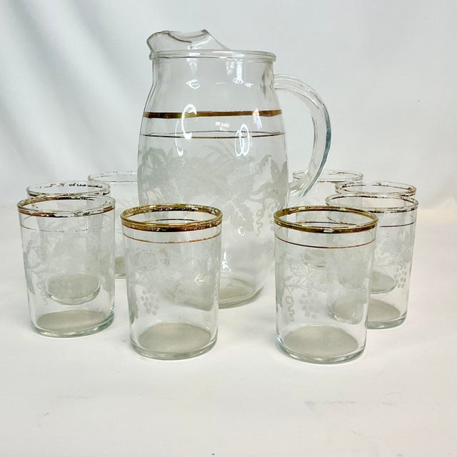 Mid-Century Modern 1950s Vintage Mid-Century Juice Pitcher and Glasseware Set - Set of 9 For Sale - Image 3 of 12