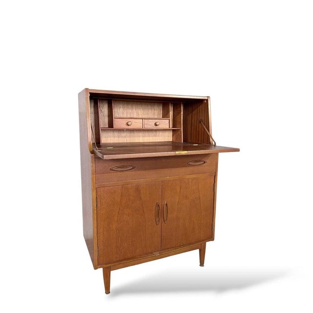 Mid-Century Teak Bureau or Bar Cabinet from Jentique, 1960s For Sale - Image 10 of 11