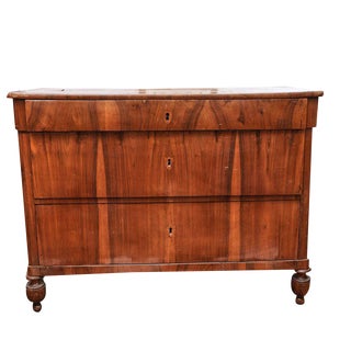 Vintage Chest of Drawers in Wood For Sale