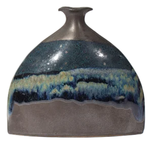 Mangum 1997 Studio Pottery Flounder Vase