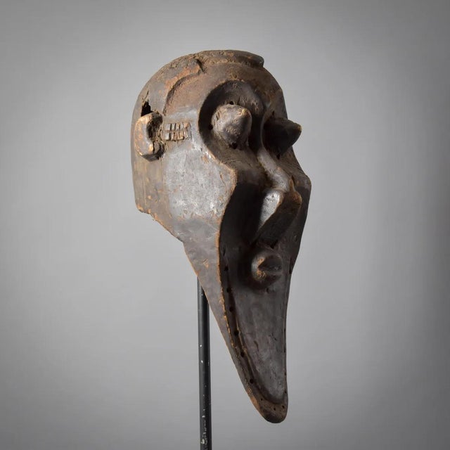 Early 20th Century Kuba Goggle Eyed Mask Pwoo Itok For Sale - Image 9 of 10