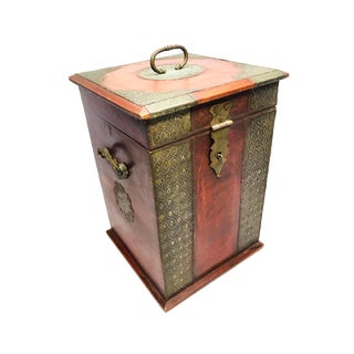 1900s Victorian Hand Crafted Solid Wooden Wine Carrier For Sale