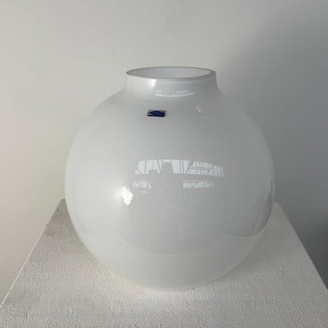 Vintage Spherical Table Lamp, 1980s For Sale - Image 3 of 10