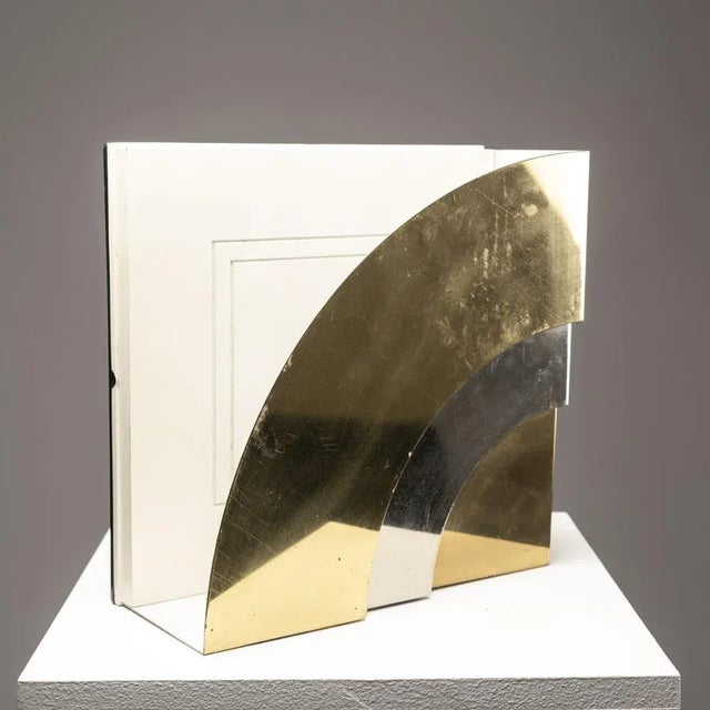 Italian Wall Lights, 1970s, Set of 2, in Very Good conditions. Designed 1970 to 1979 Up to 250V (Europe/UK Standard).The...