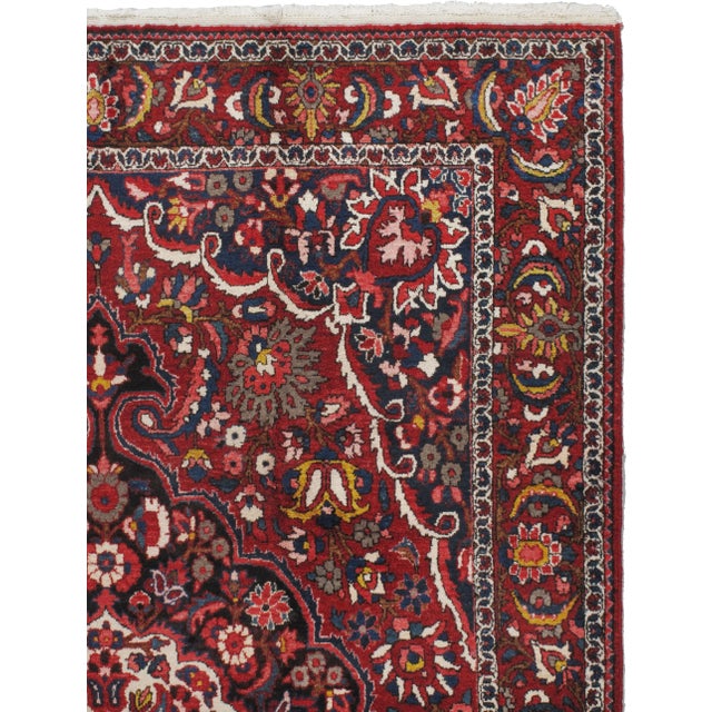 Vintage Circa 1940 Baktiari Wool Rug 6'9 X 10'1 For Sale In New York - Image 6 of 7