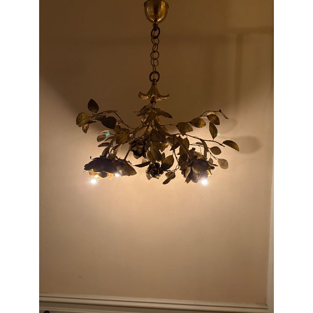 1950s Tole Italian Chandelier From Florence in Brass For Sale - Image 4 of 6