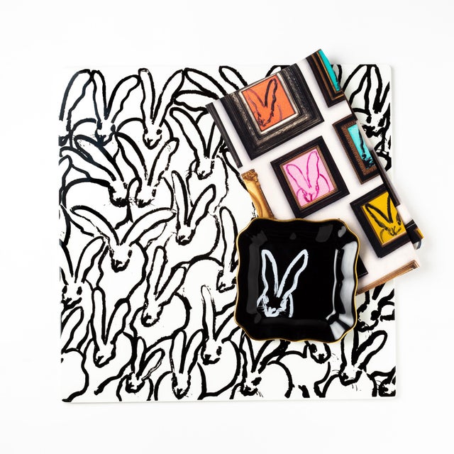 Hunt Slonem’s Bunny Portrait Plates will brighten any tablescape. Each plate features Hunt's iconic rabbit with a hand...