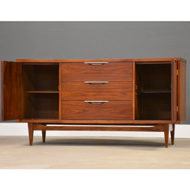 Kent Coffey 1960s Refinished 58” Walnut Sideboard Credenza by Kent Coffey Tableau For Sale - Image 4 of 10