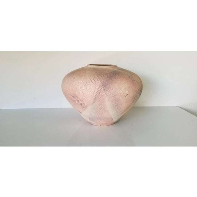 Mid-Century Modern 80s Vintage Modernist Art Pastel Matte Glaze Decorative Ceramic Vase For Sale - Image 3 of 10