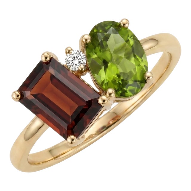Dainty Mixed-Cut Cluster Ring - Garnet and Peridot Dual Birthstone Ring - Delicate 18k Gold Plated Silver Stacking Band Us 7 For Sale