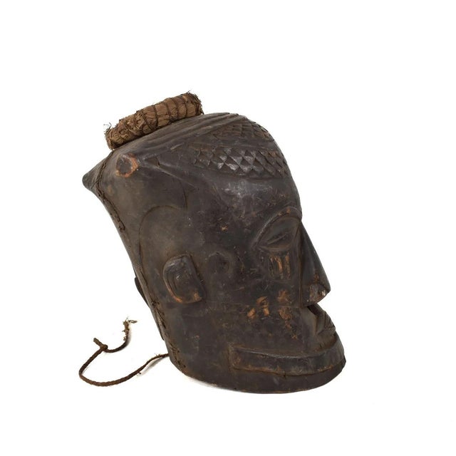 Early 20th Century Kuba Helmet Mask For Sale - Image 4 of 10