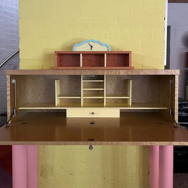 Brown Desk Donau by Ettorre Sotsass with Clock, 1990s, Set of 2 For Sale - Image 8 of 18
