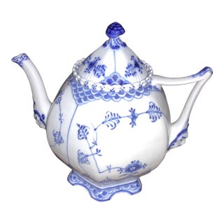 1960s Royal Copenhagen Blue Fluted Full Lace Tea Pot 1119 For Sale