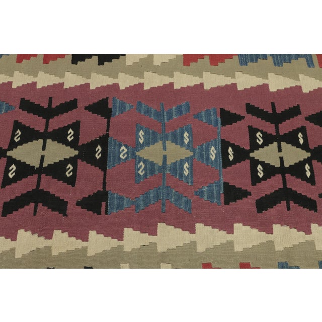 Pink 1970s Farmhouse Style Geometric Design Pink Oushak Kilim Rug For Sale - Image 8 of 13