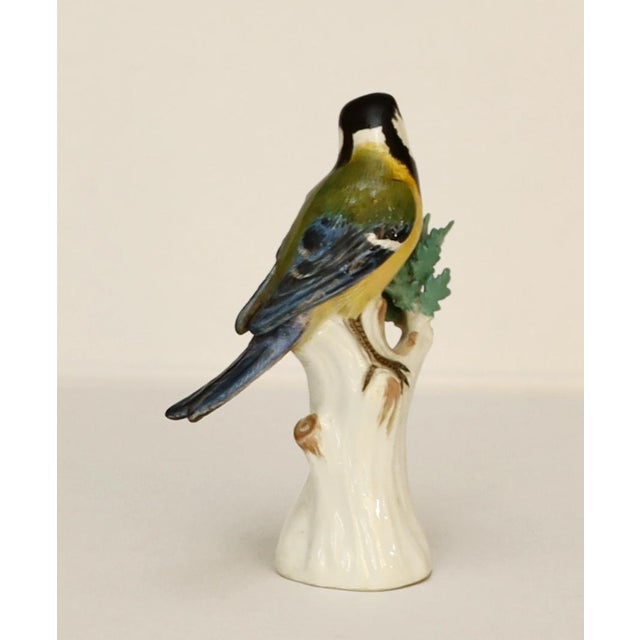 Porcelain Great Tit on a Tree Stump from Meissen, 1920s For Sale - Image 6 of 9