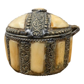 Mid 20th Century Round Moroccan Silver Filigree and Bone Box For Sale