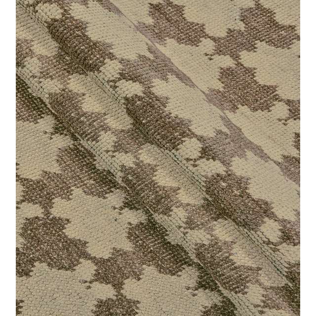 1970s Mid-Century Brown Floral-Motif Handmade Wool Turkish Rug For Sale - Image 5 of 9